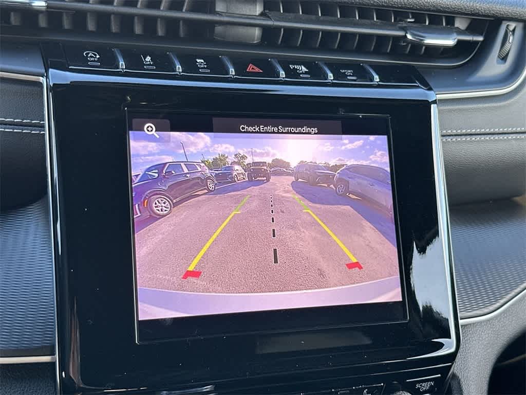 Thumbnail: 2023 Jeep Grand Cherokee L - 19