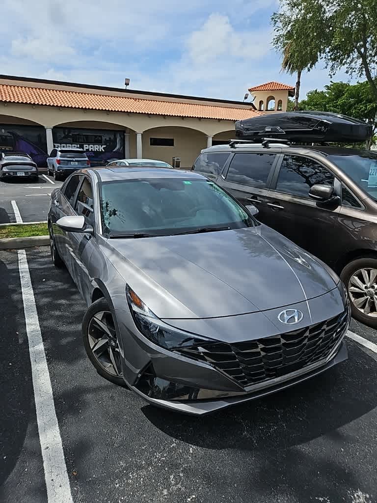 Thumbnail: 2023 Hyundai Elantra - 7
