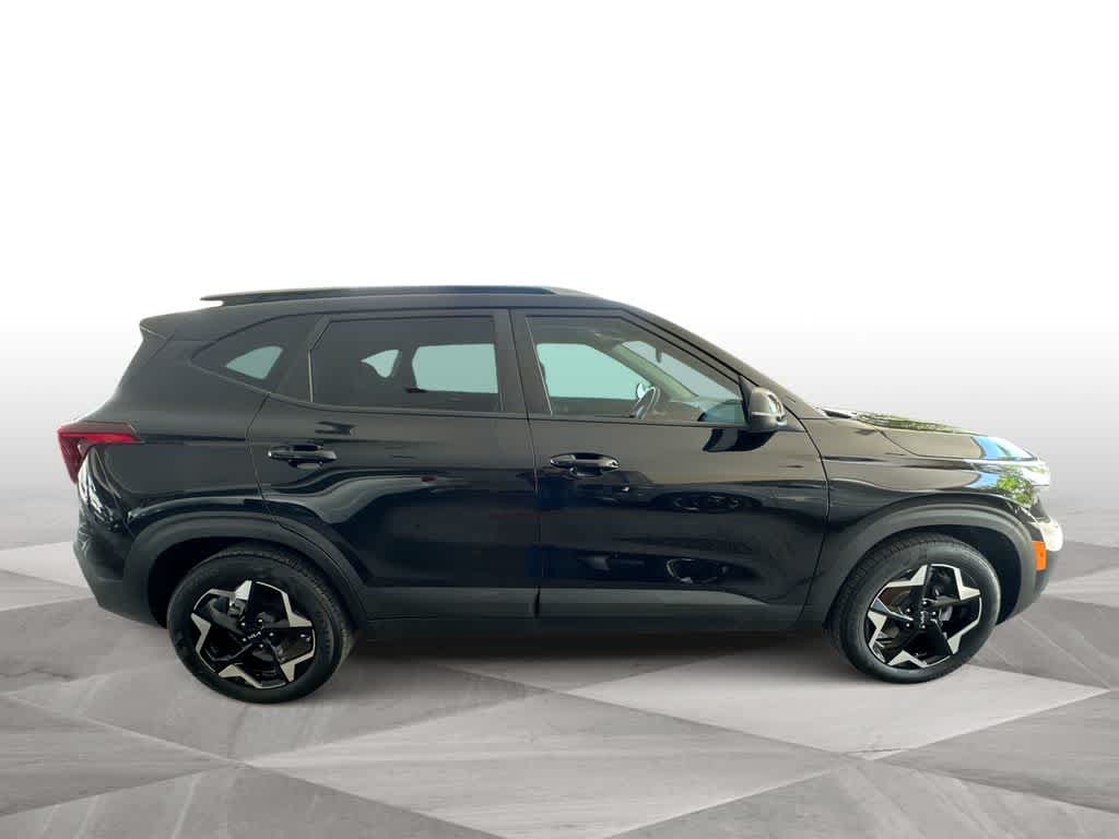 Thumbnail: 2025 Kia Seltos - 9