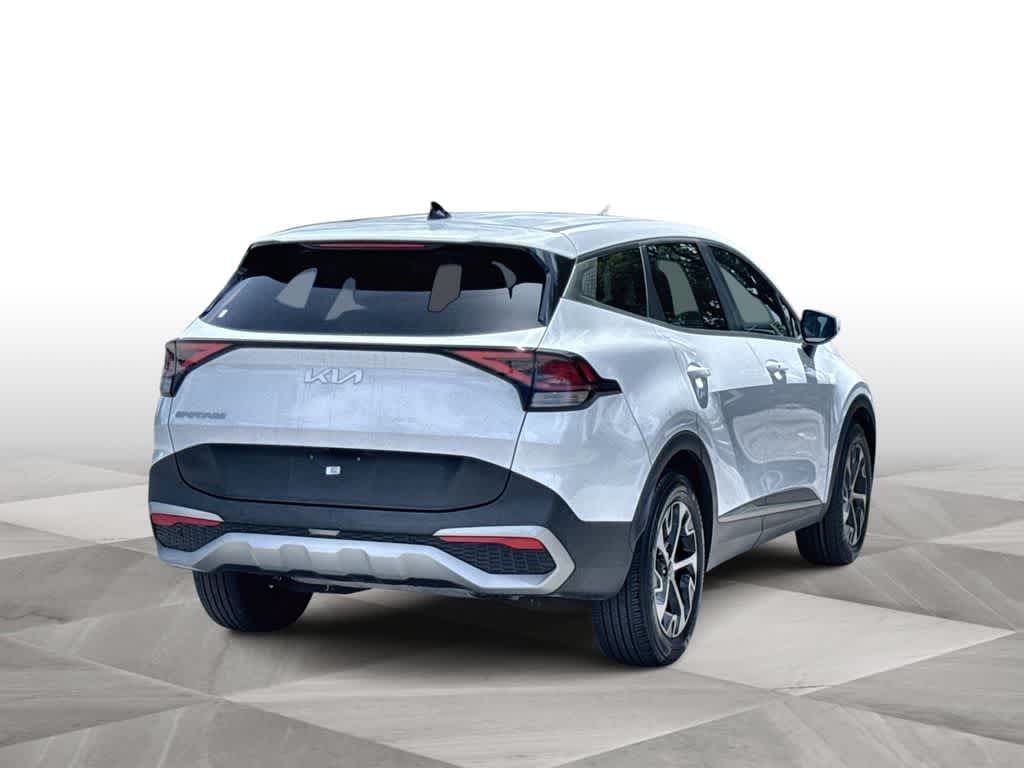Thumbnail: 2024 Kia Sportage - 8
