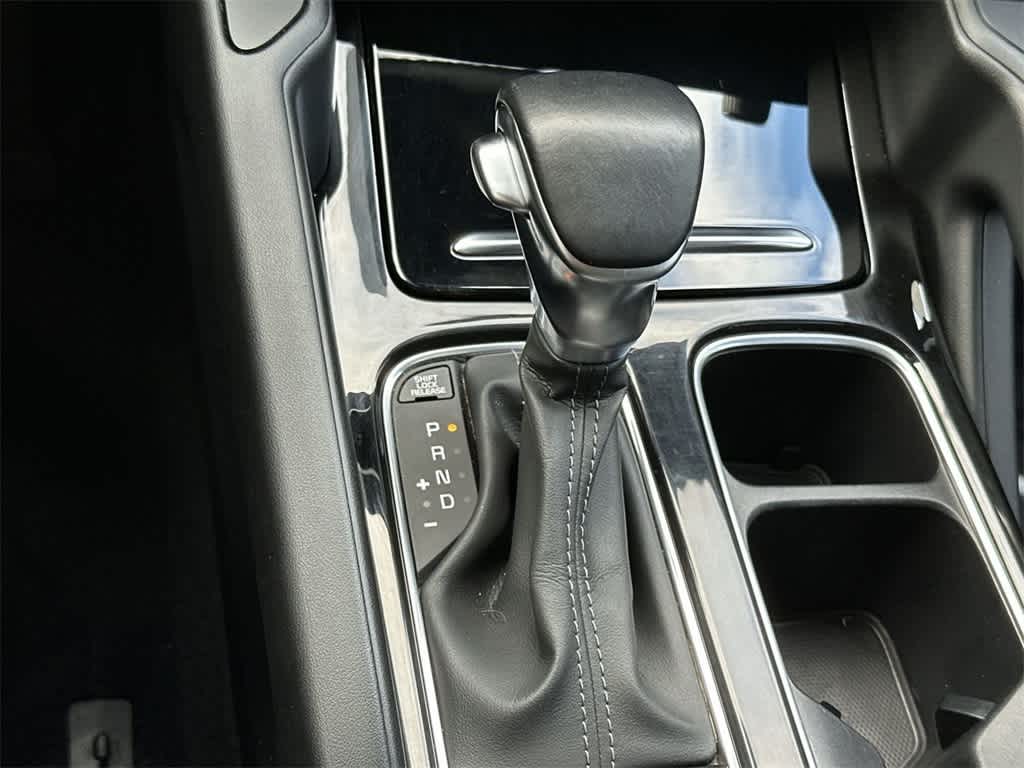 Thumbnail: 2023 Kia Telluride - 21