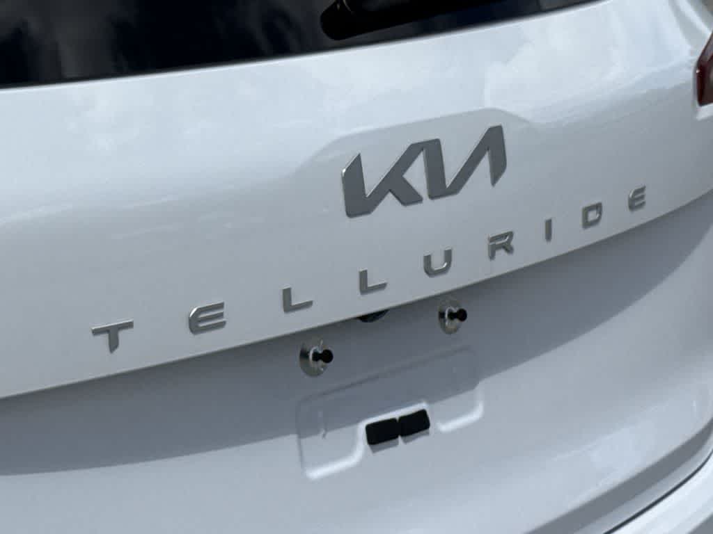 Thumbnail: 2024 Kia Telluride - 10