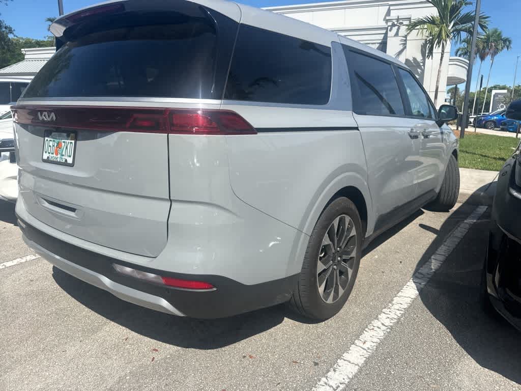 Thumbnail: 2024 Kia Carnival - 3