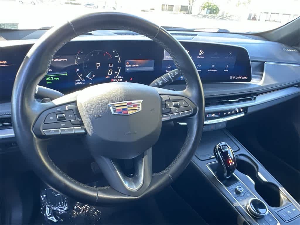 Thumbnail: 2025 Cadillac XT4 - 13