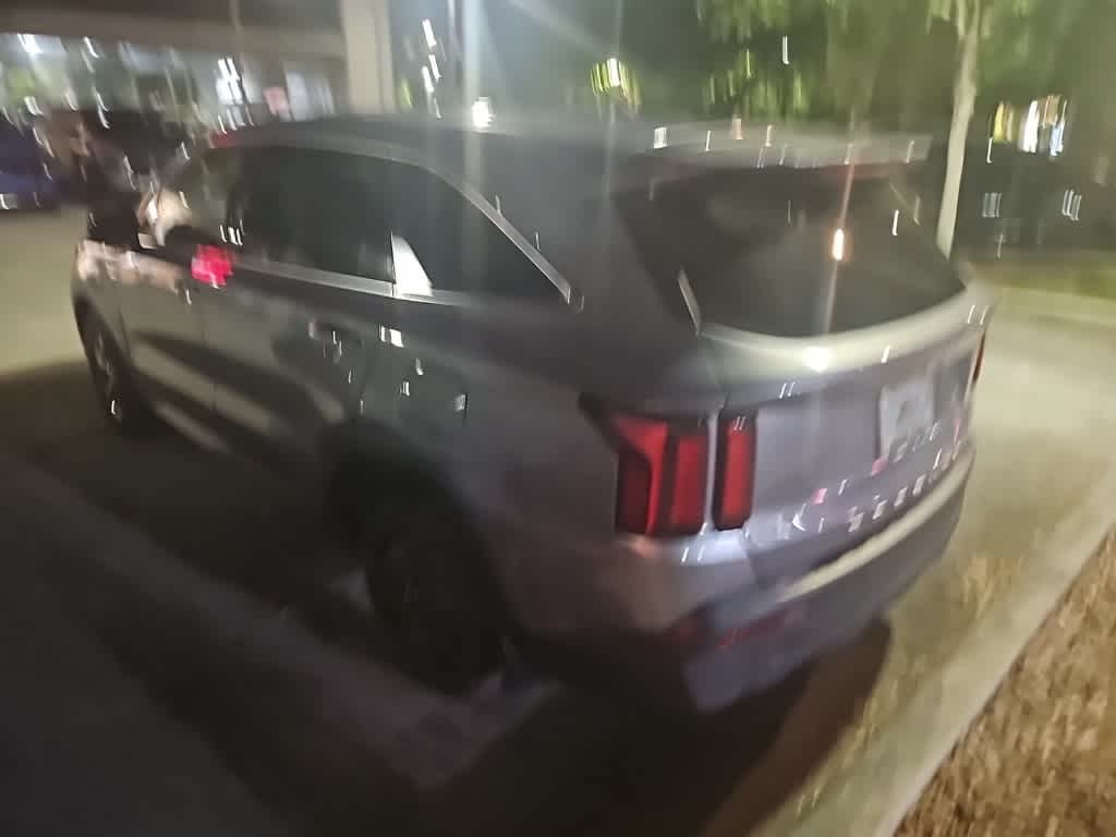 Thumbnail: 2022 Kia Sorento - 13