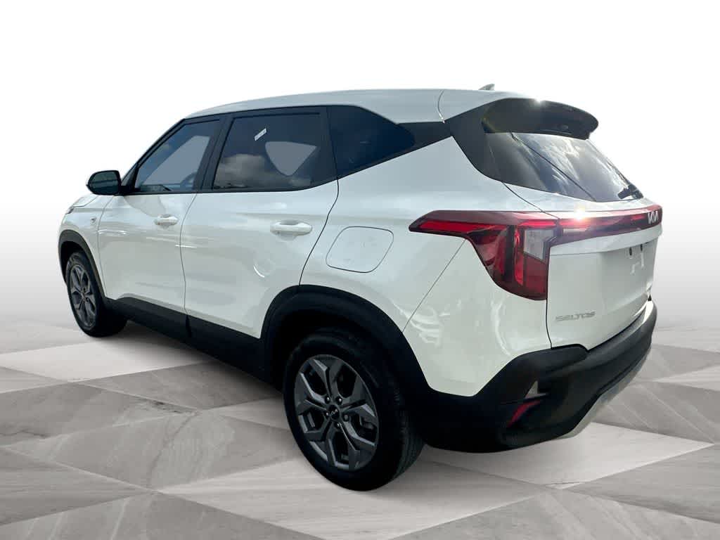 Thumbnail: 2024 Kia Seltos - 6
