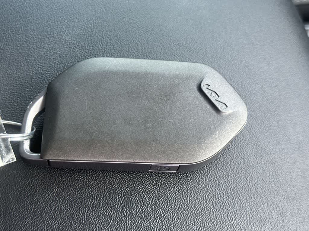 Thumbnail: 2023 Kia Telluride - 28