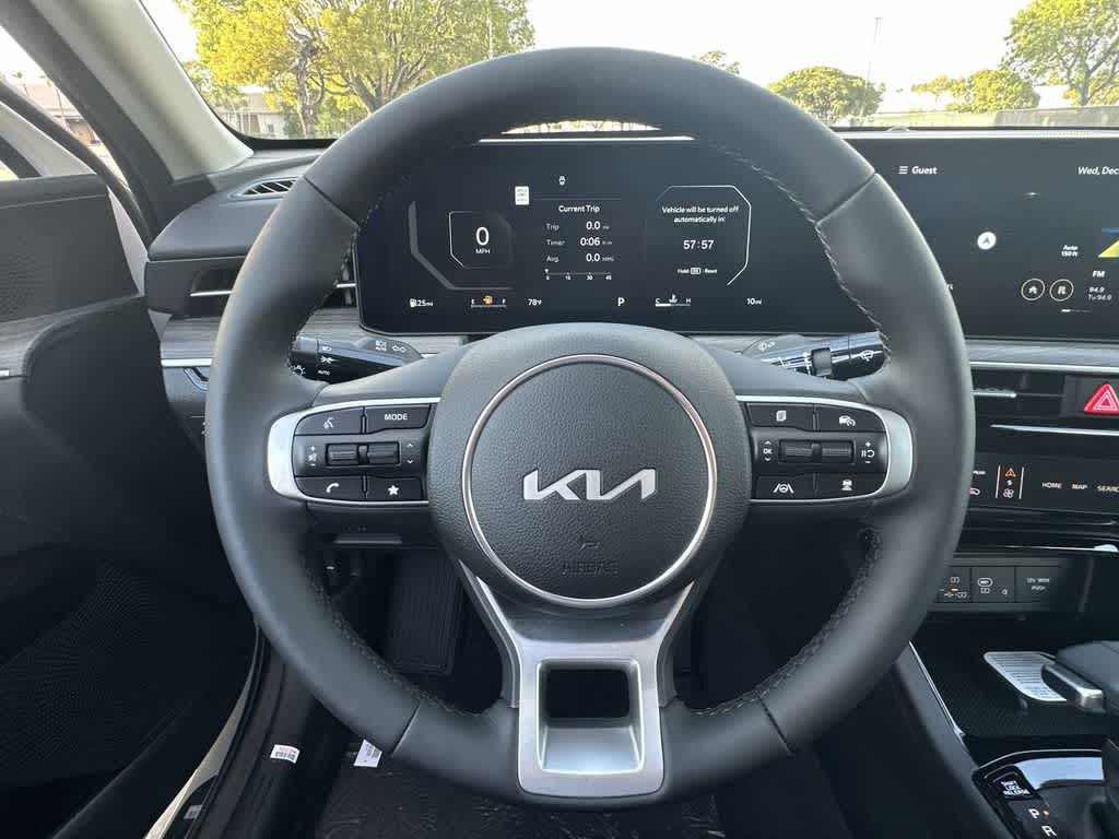 Thumbnail: 2026 Kia K5 - 15