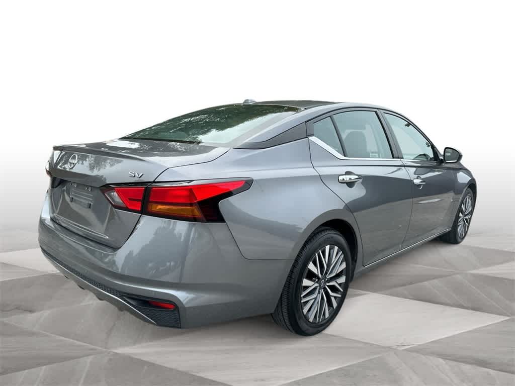 Thumbnail: 2024 Nissan Altima - 8