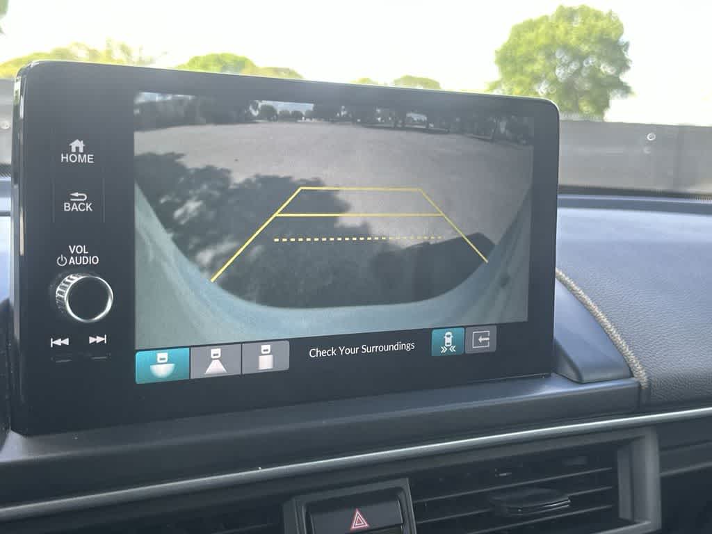 Thumbnail: 2023 Honda Pilot - 20