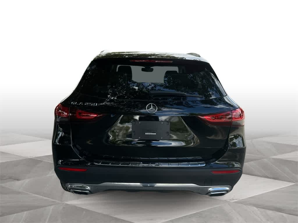Thumbnail: 2023 Mercedes-Benz GLA - 7