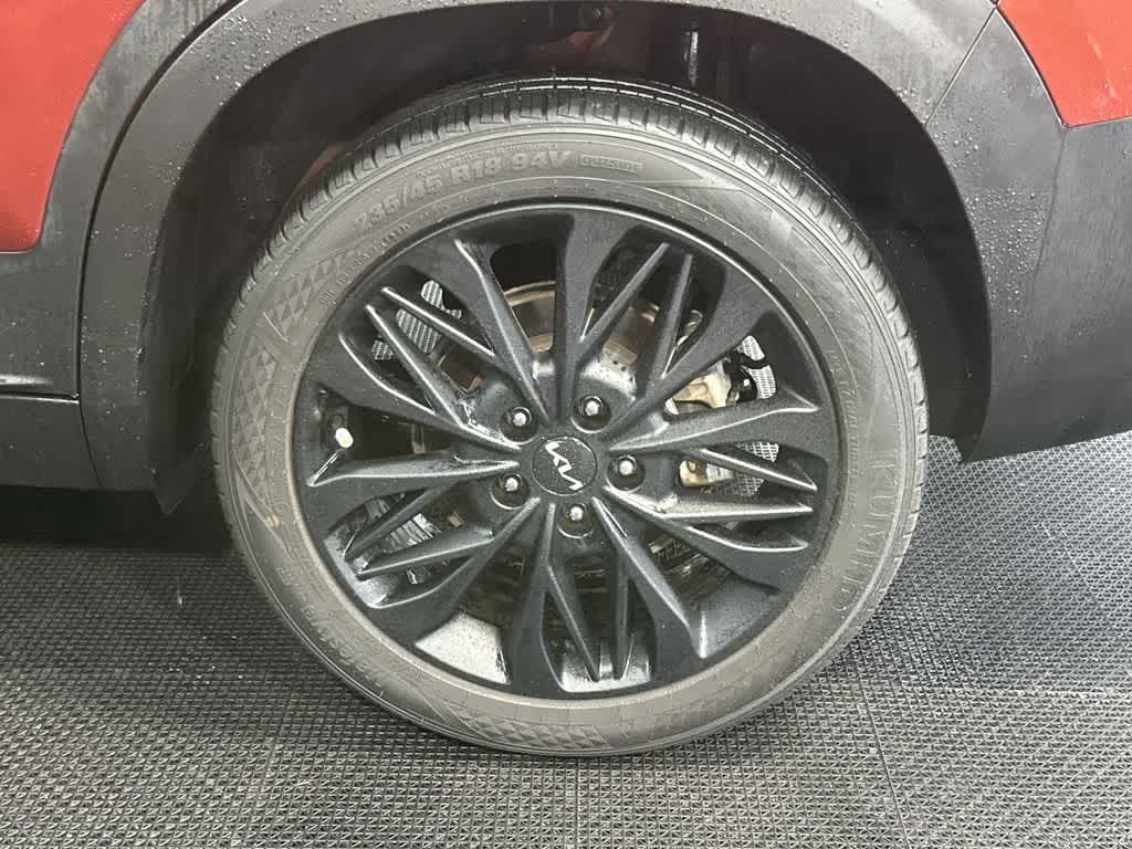 Thumbnail: 2023 Kia Seltos - 11