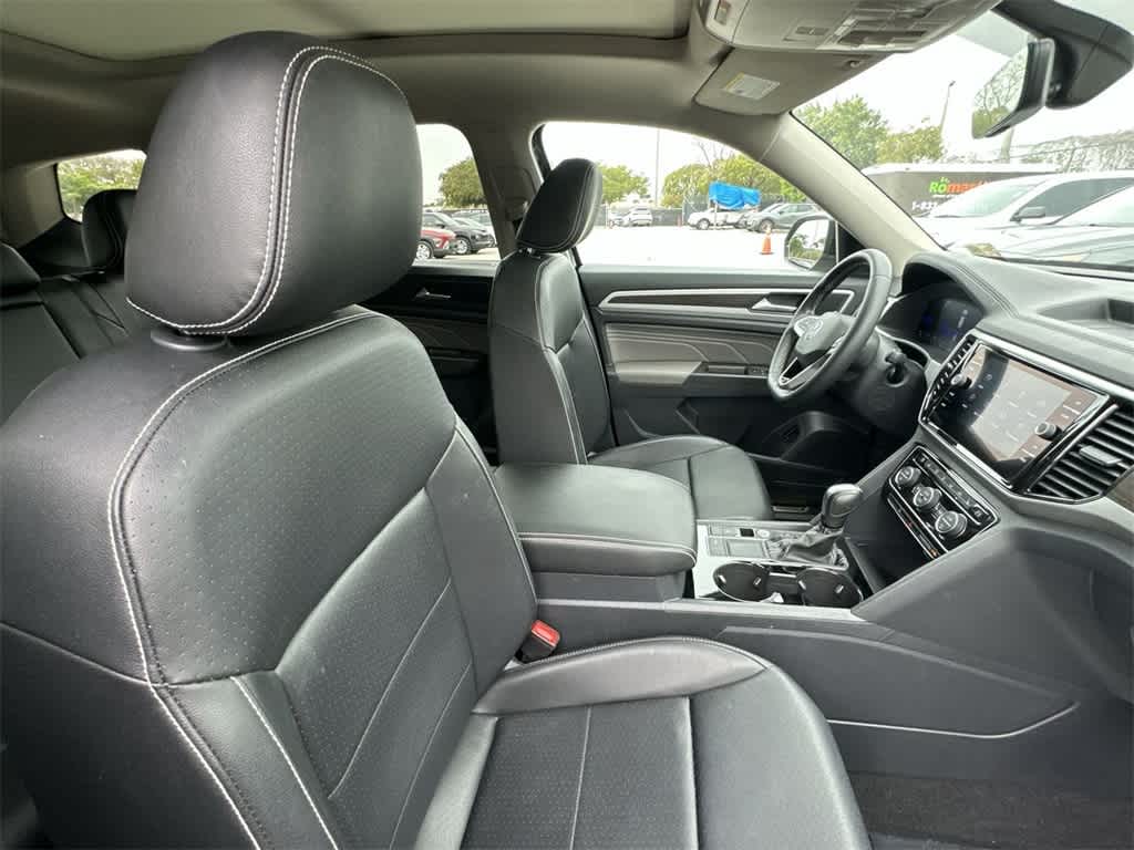 Thumbnail: 2022 Volkswagen Atlas - 27