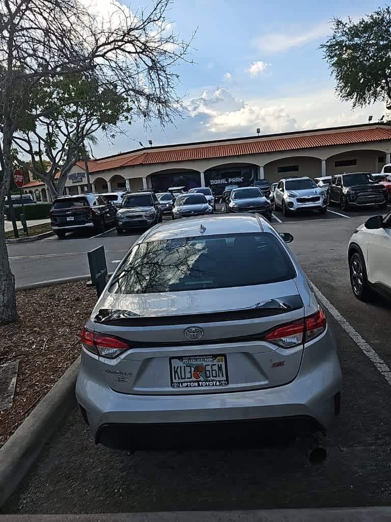 Thumbnail: 2023 Toyota Corolla - 15