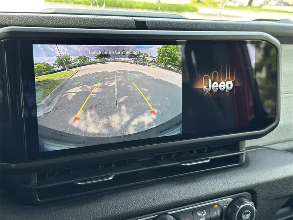 Thumbnail: 2024 Jeep Wrangler - 19