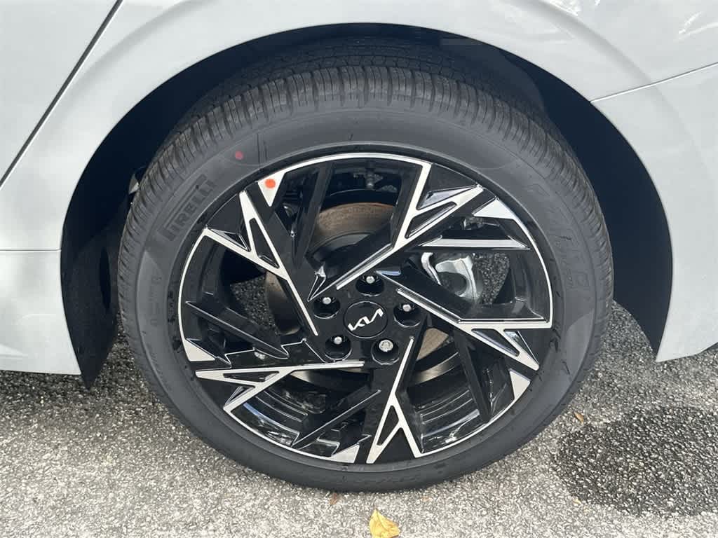 Thumbnail: 2026 Kia K5 - 11