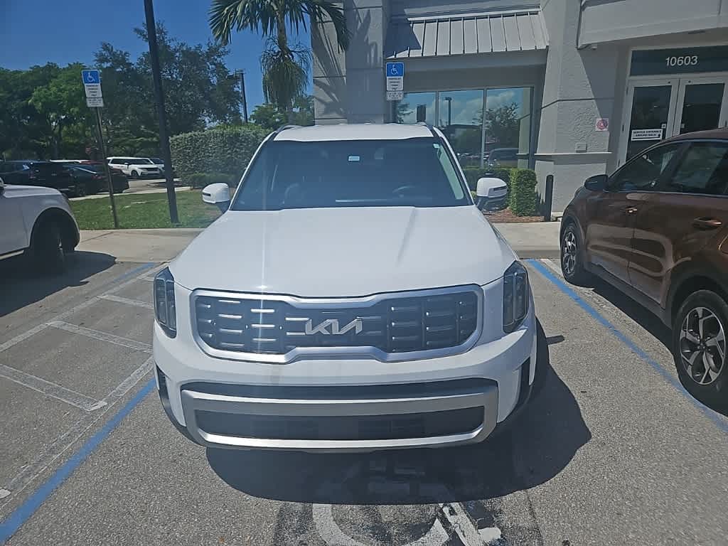 Thumbnail: 2023 Kia Telluride - 6