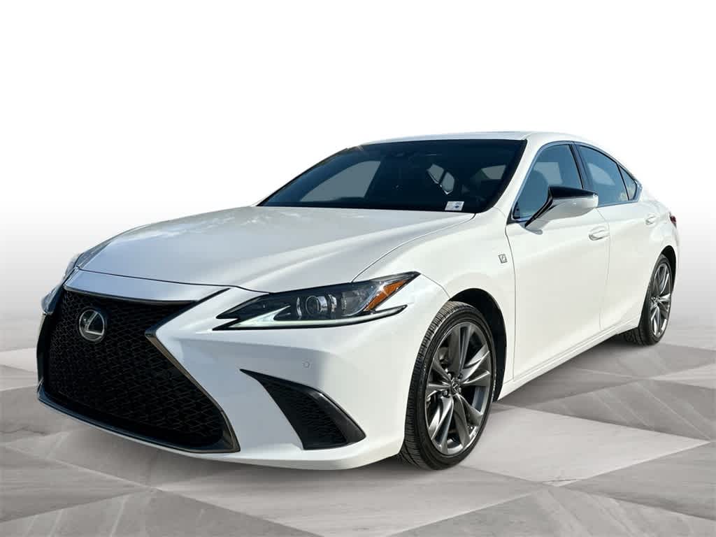 Thumbnail: 2021 Lexus ES - 4