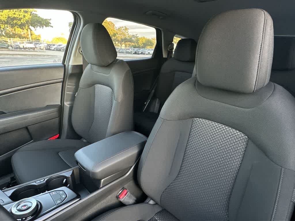 Thumbnail: 2026 Kia Sportage - 14