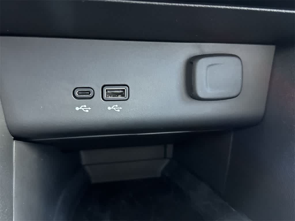 Thumbnail: 2024 Buick Encore GX - 17