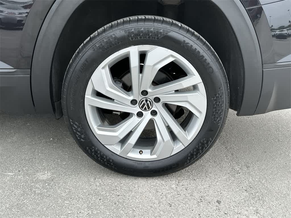 Thumbnail: 2022 Volkswagen Atlas - 11