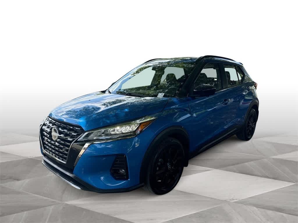 Thumbnail: 2023 Nissan Kicks - 4