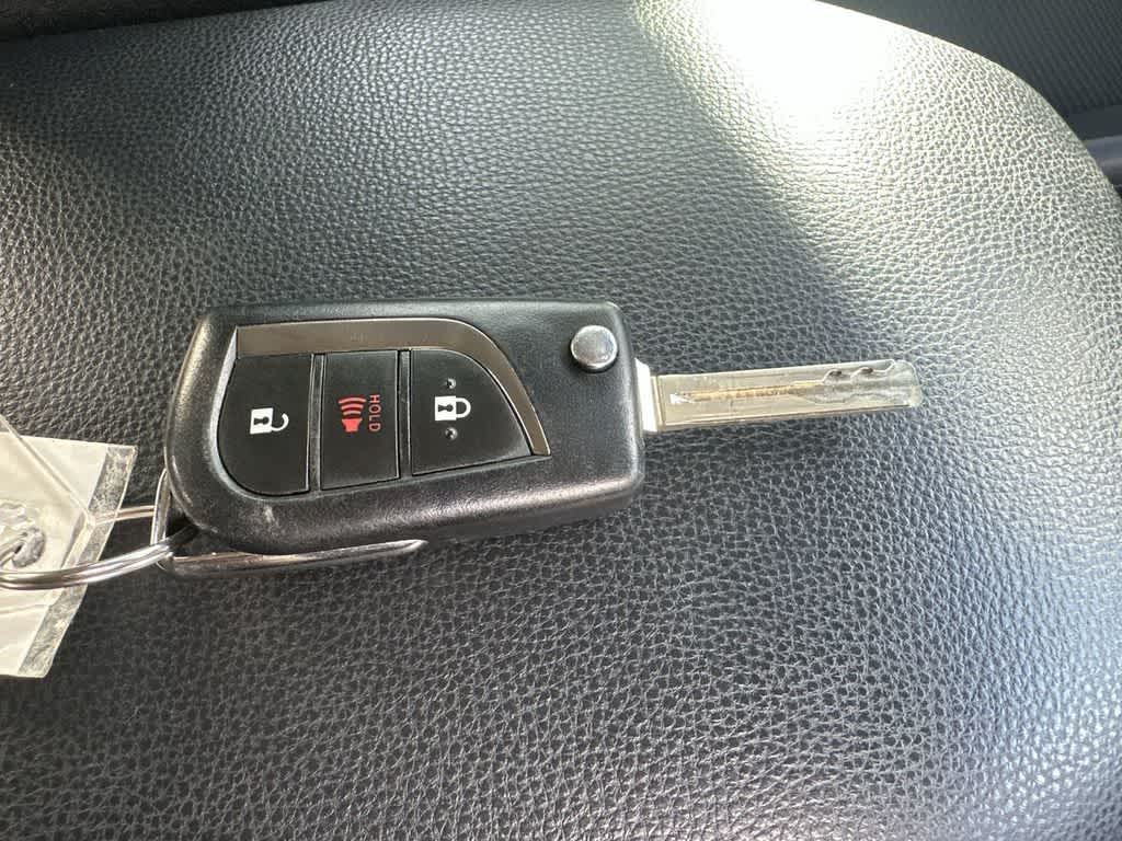 Thumbnail: 2023 Toyota RAV4 - 28