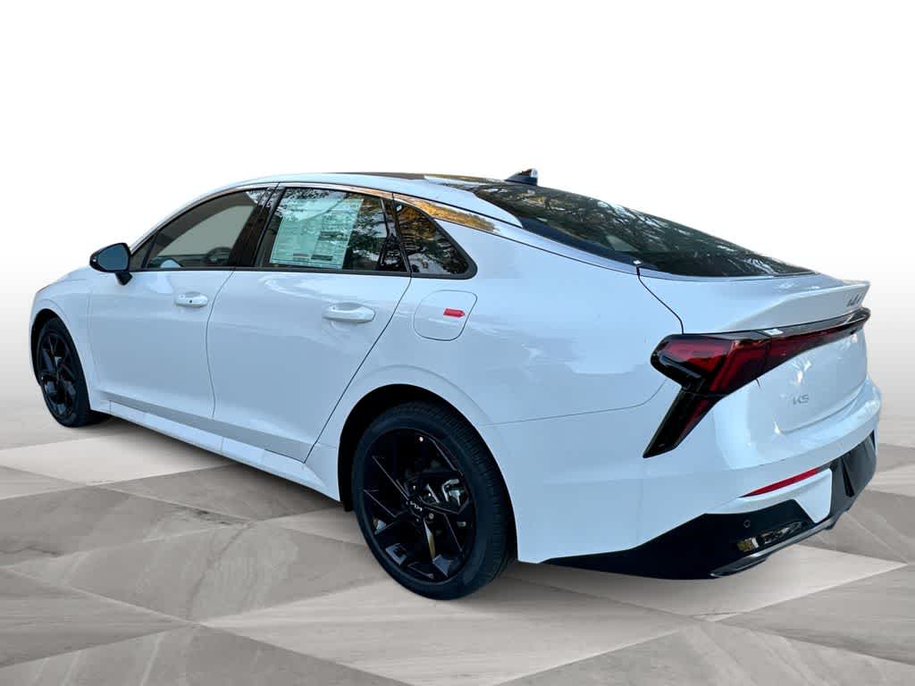 Thumbnail: 2026 Kia K5 - 6