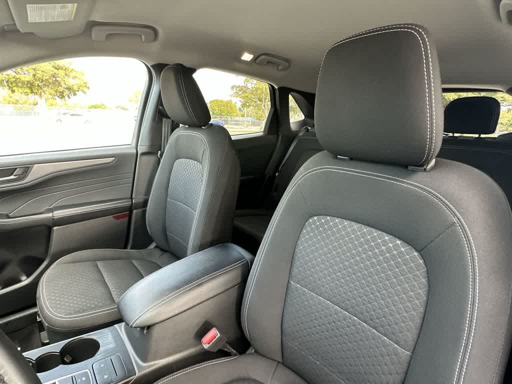 Thumbnail: 2024 Ford Escape - 14