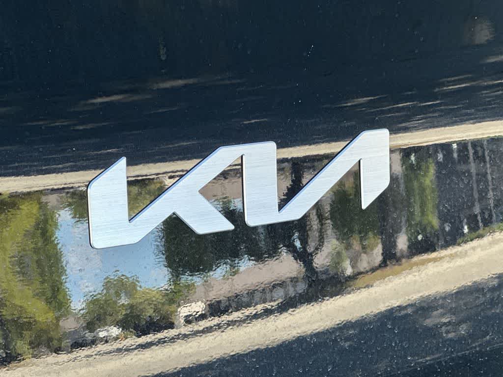 Thumbnail: 2025 Kia EV6 - 10