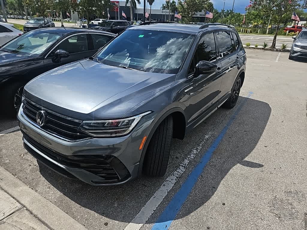 Thumbnail: 2022 Volkswagen Tiguan - 5