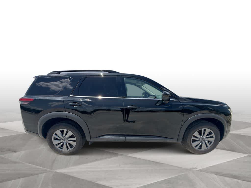 Thumbnail: 2025 Nissan Pathfinder - 9