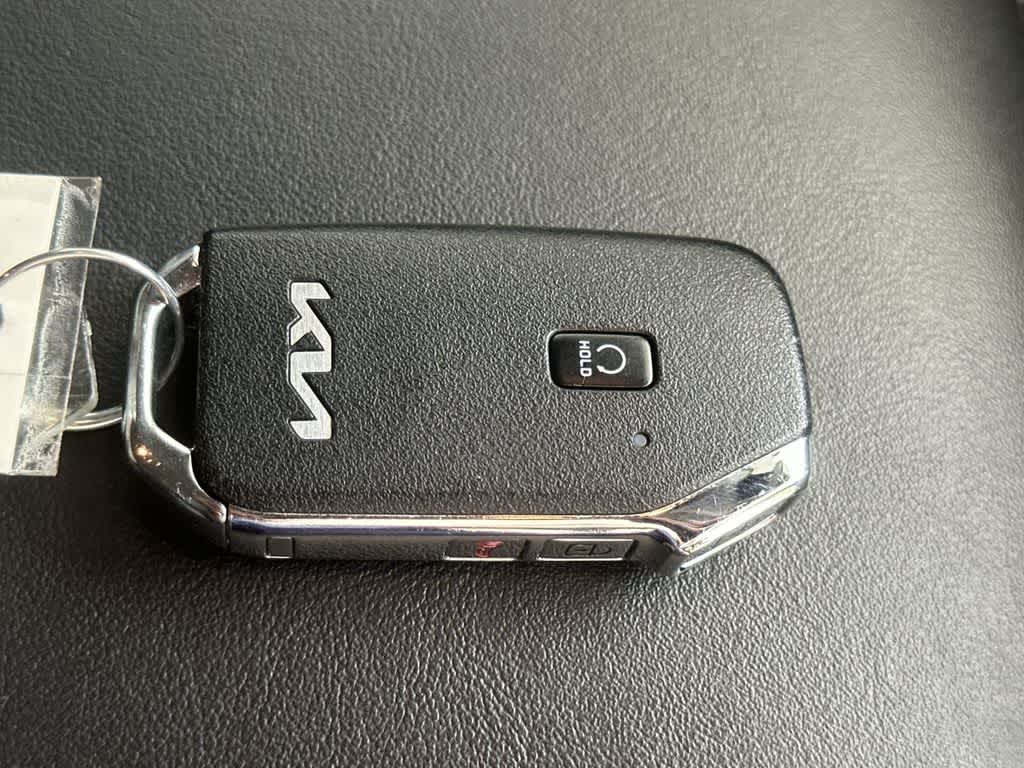 Thumbnail: 2023 Kia Sorento - 28