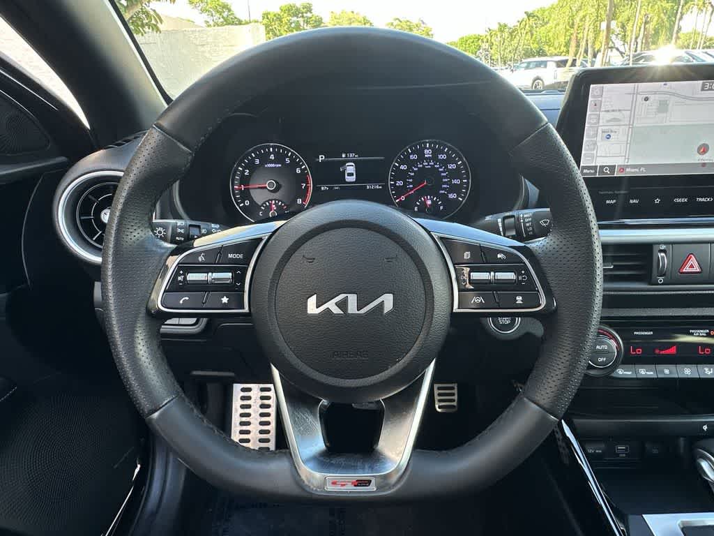 Thumbnail: 2023 Kia Forte - 15