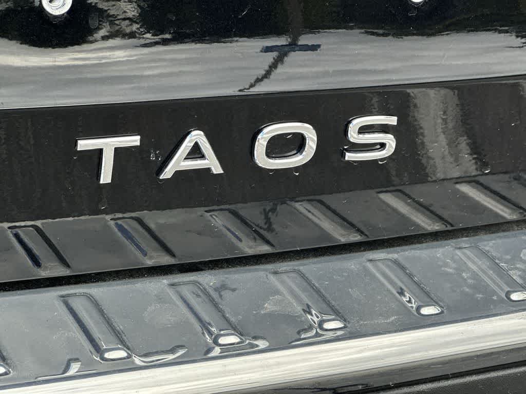 Thumbnail: 2025 Volkswagen Taos - 10
