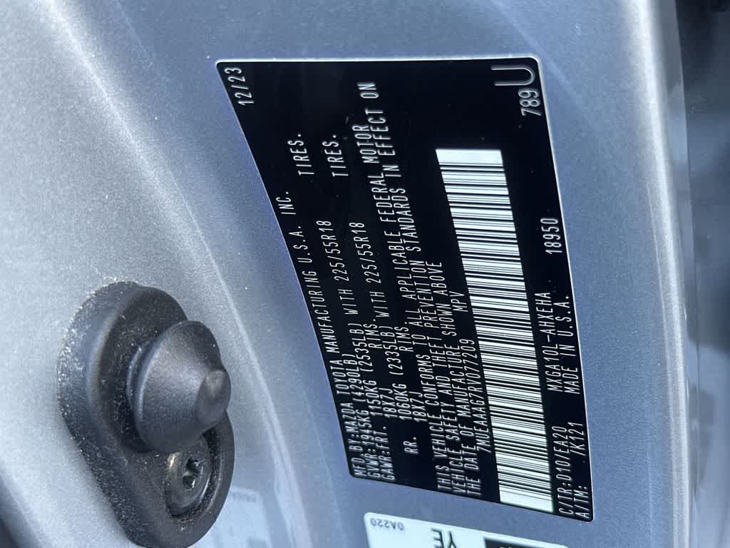 Thumbnail: 2024 Toyota Corolla Cross - 29