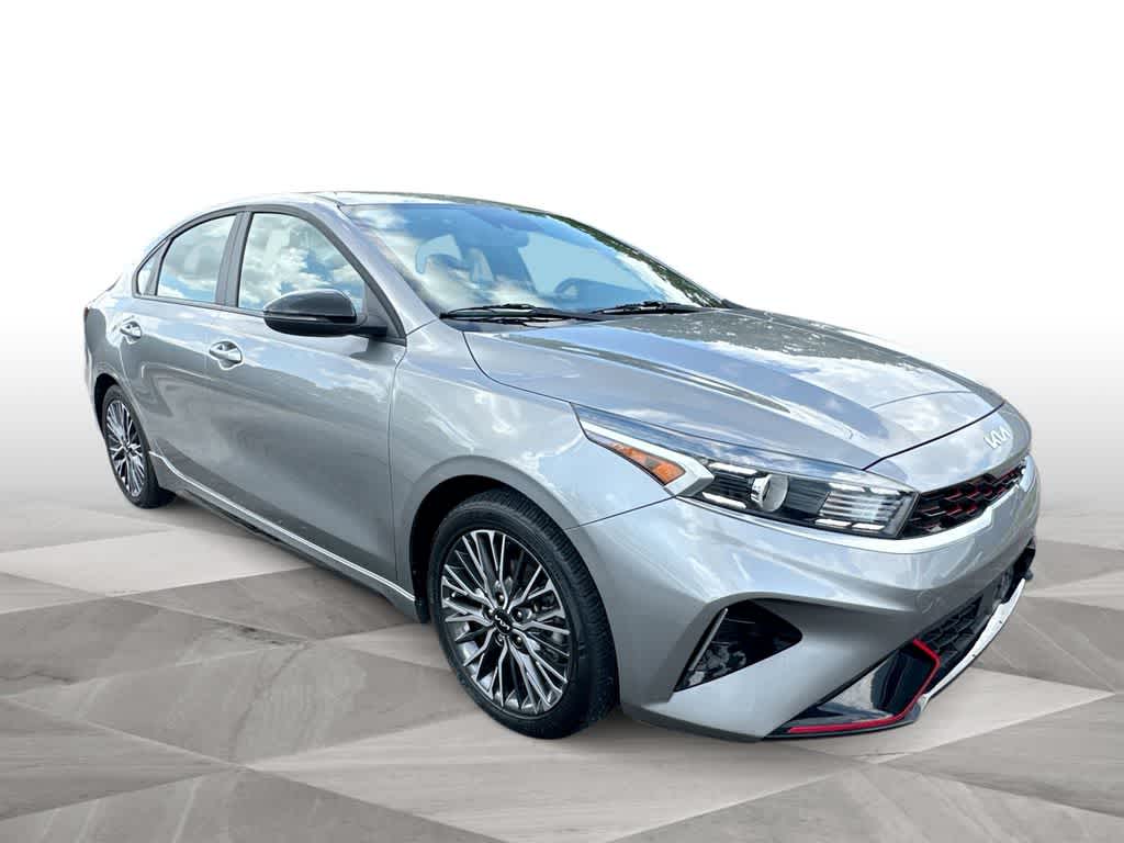 Thumbnail: 2022 Kia Forte - 2