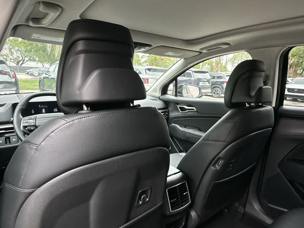 Thumbnail: 2026 Kia Sportage - 25