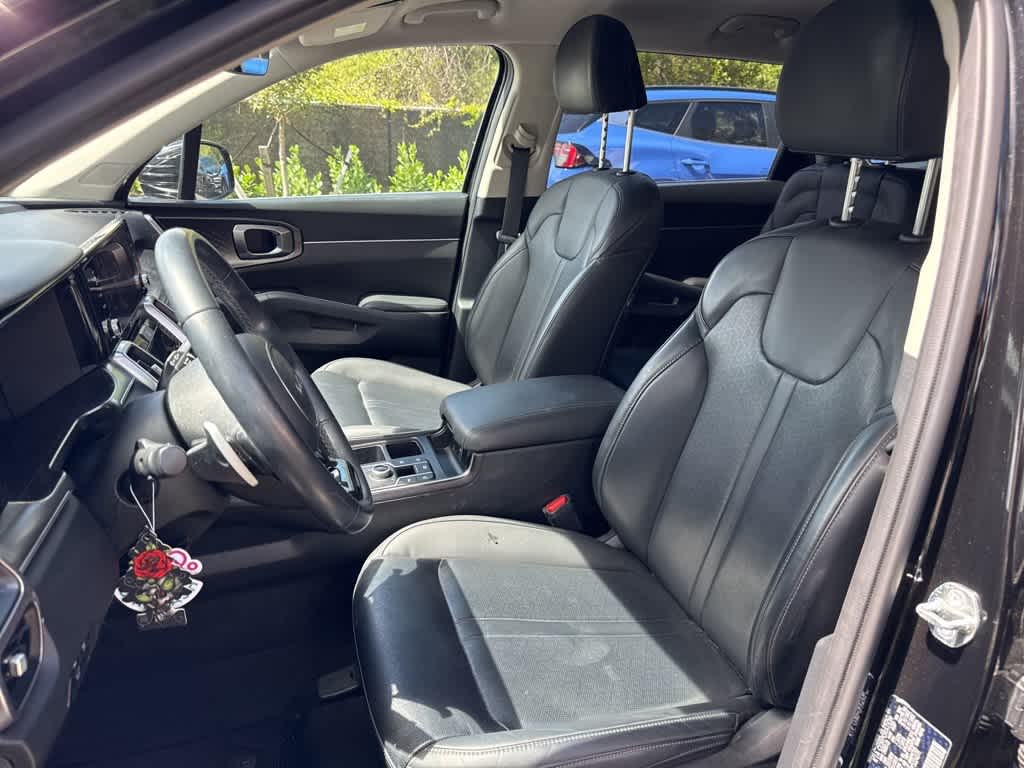 Thumbnail: 2023 Kia Sorento - 1