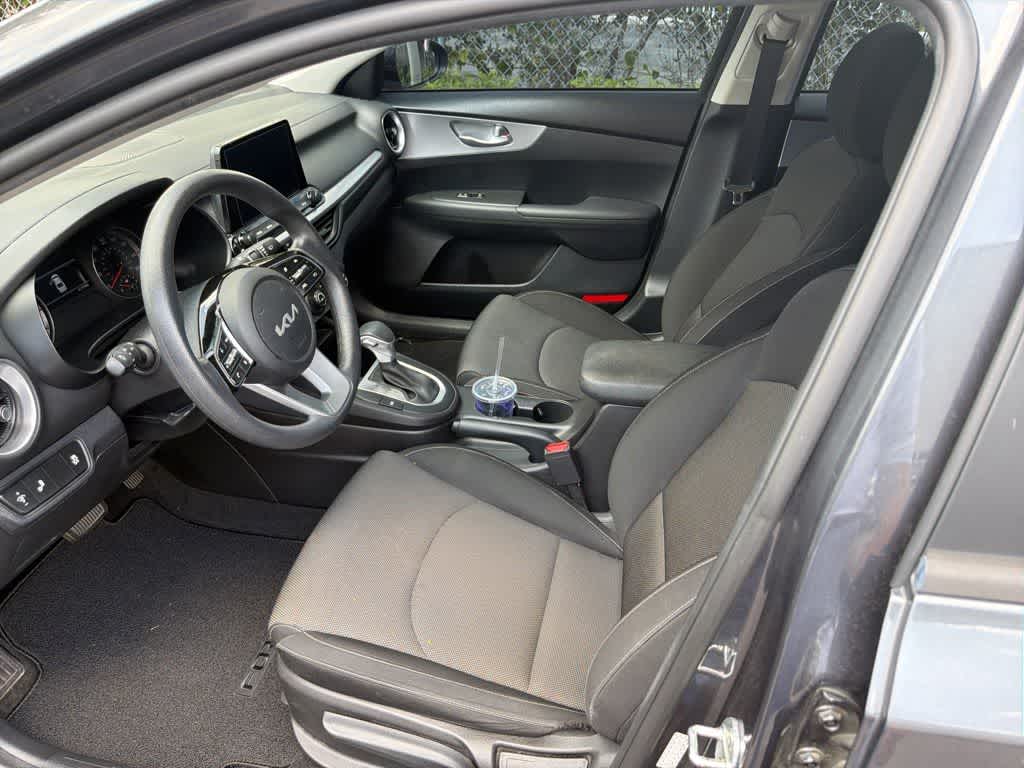 Thumbnail: 2023 Kia Forte - 2