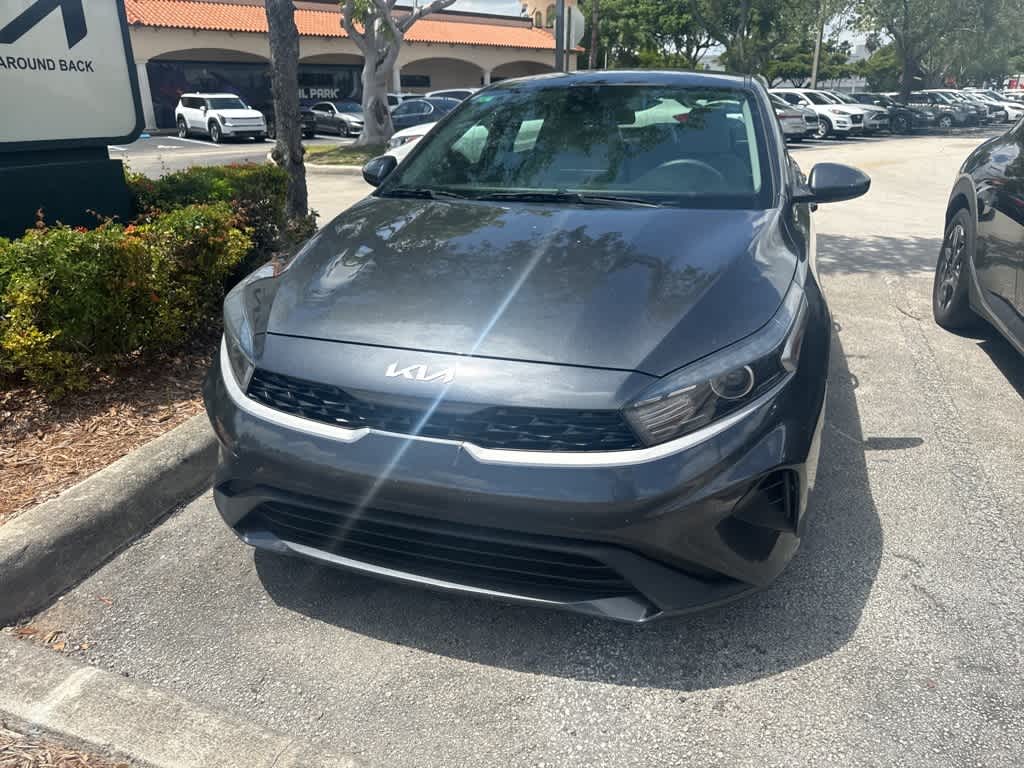 Thumbnail: 2023 Kia Forte - 2