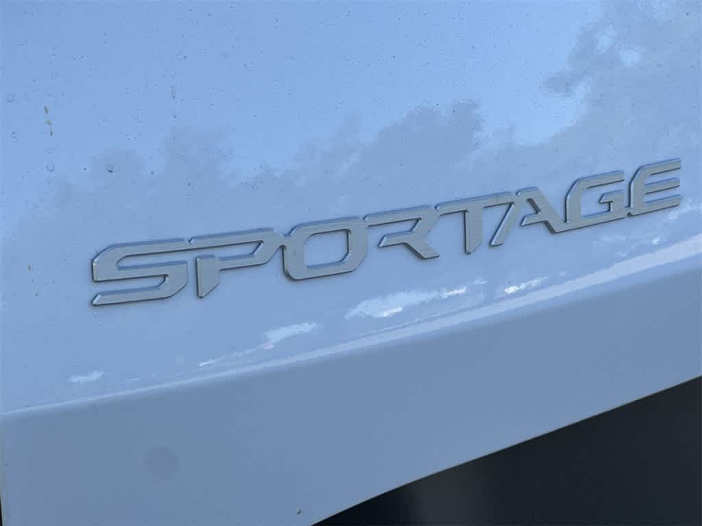 Thumbnail: 2026 Kia Sportage - 10