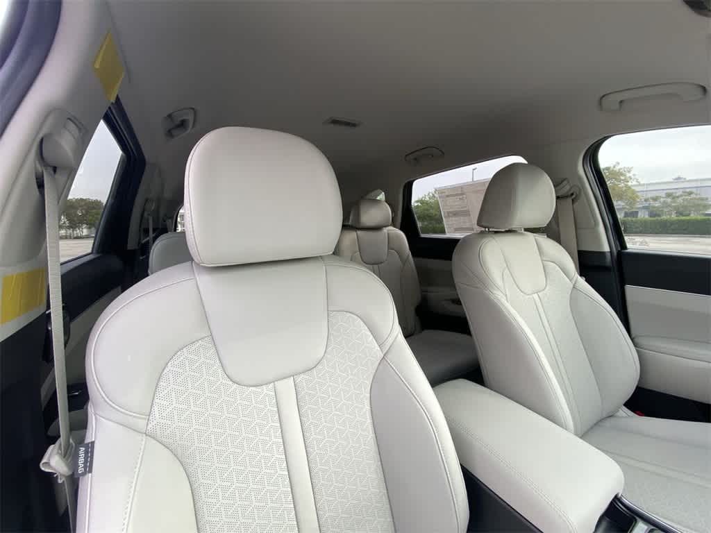Thumbnail: 2024 Kia Sorento - 14