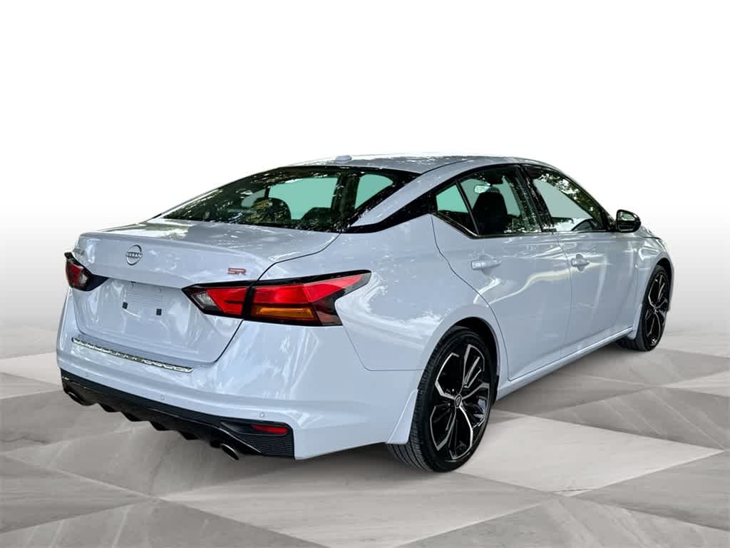 Thumbnail: 2023 Nissan Altima - 8