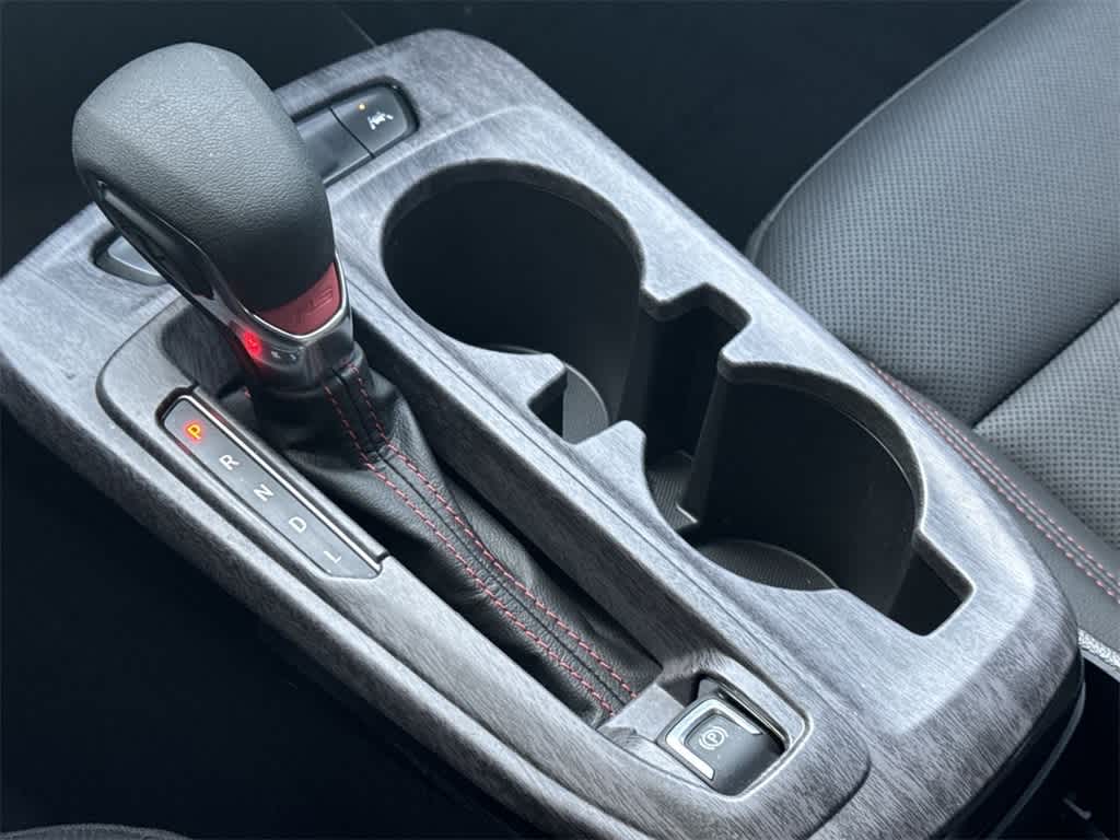 2025 Chevrolet Trax RS 21