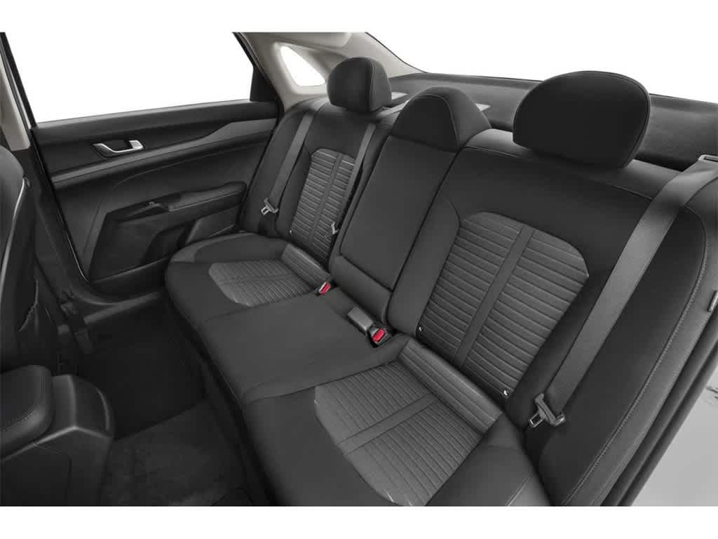 Thumbnail: 2026 Kia K5 - 12