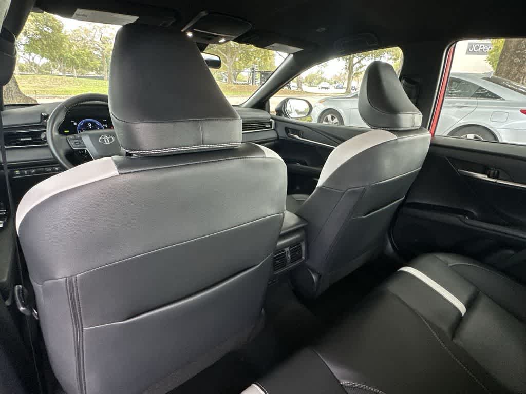 Thumbnail: 2025 Toyota Camry - 23