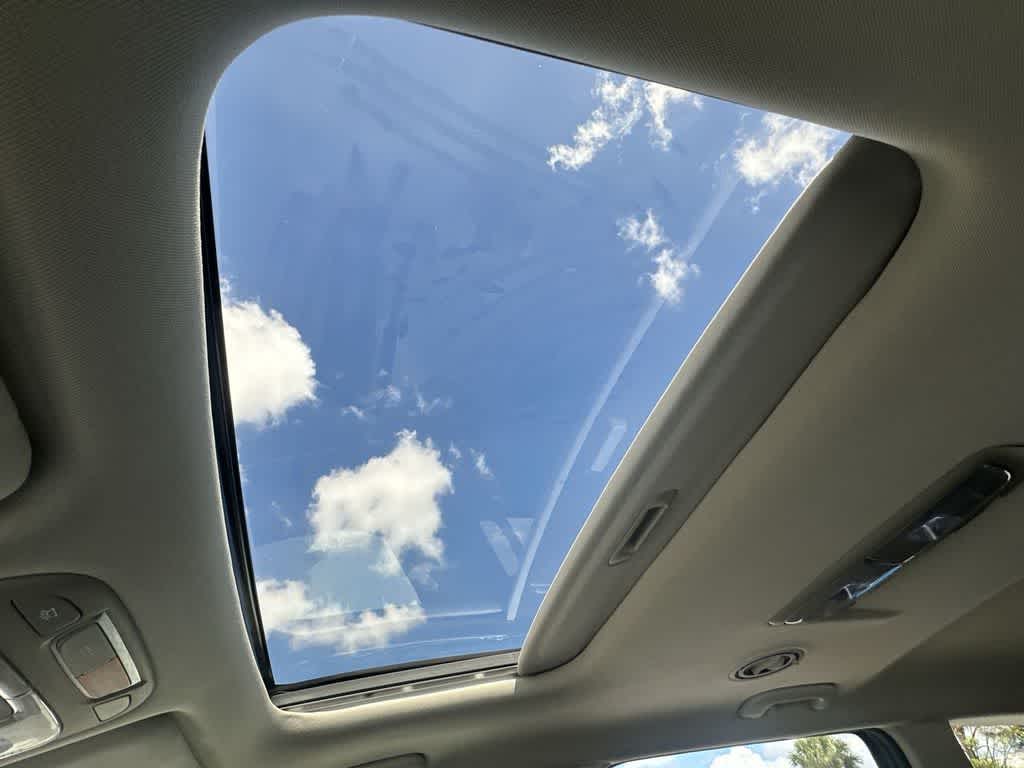 Thumbnail: 2023 Kia Telluride - 17