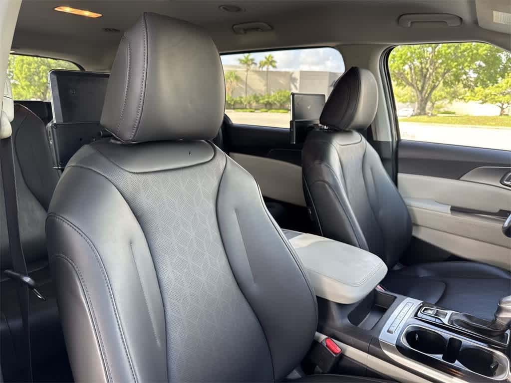 2022 Kia Carnival LXS 27