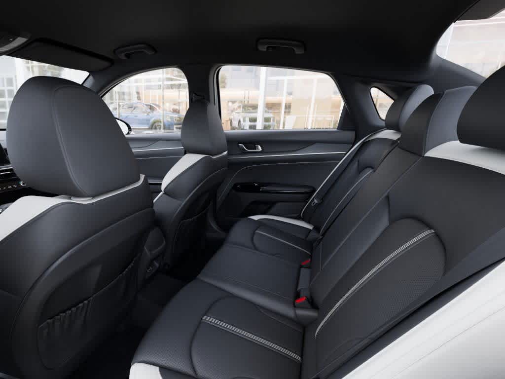 Thumbnail: 2026 Kia K5 - 18